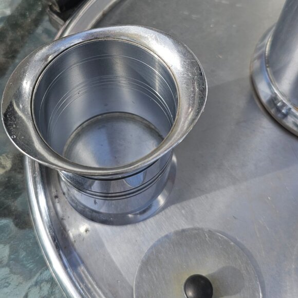 Sunbeam Chrome Art Deco Beverage Set made in 1934 and design by Michael McArdle - Picture 4 of 9